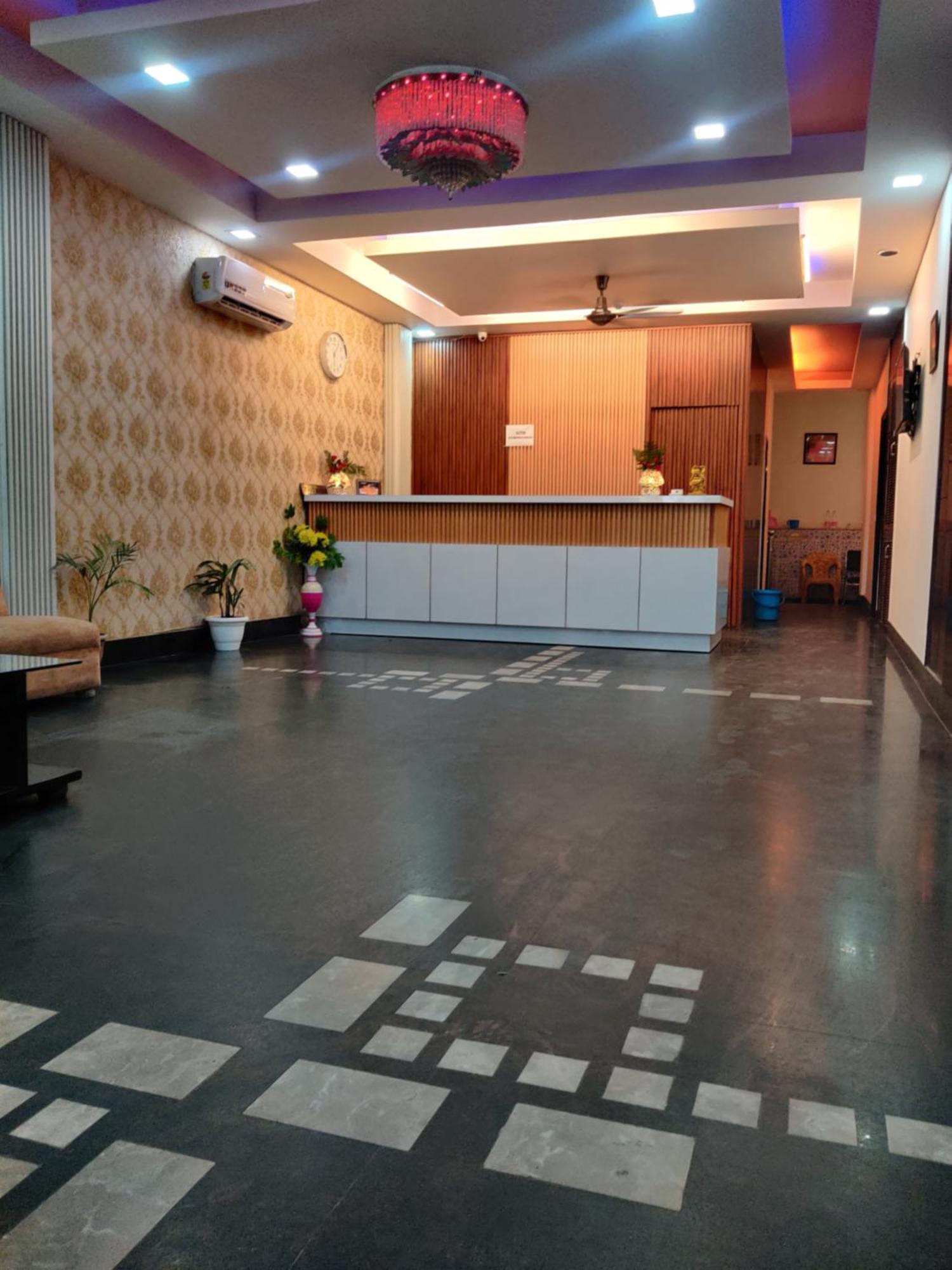 Hotel Delhi Airport Plaza Igi Airport 뉴델리 외부 사진